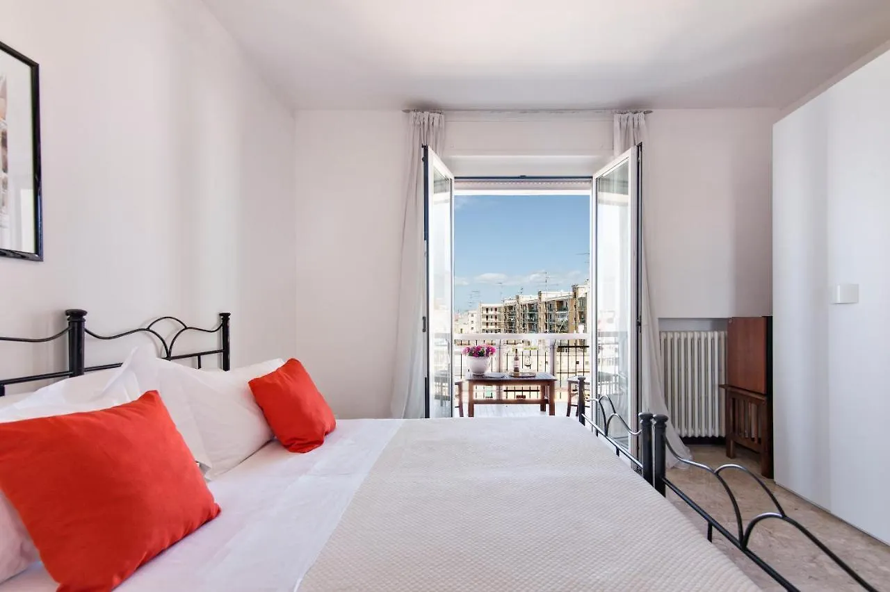 Via Del Mare - Rooms & Apartment Sit
