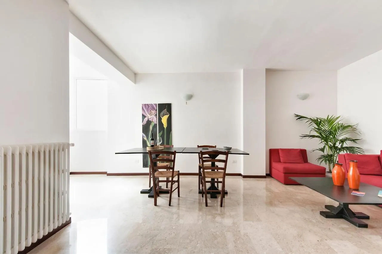 Via Del Mare - Rooms & Apartment Sit Itália